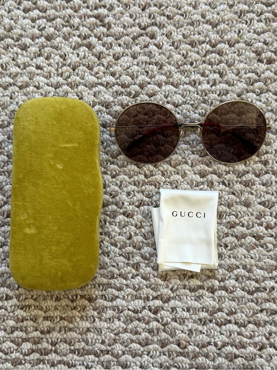 Gucci Accessories - Gucci Round Frame Sunglasses